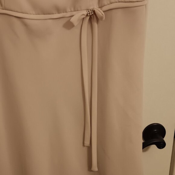 Pink Bow Bridesmaid Dress - Picture 4 of 8